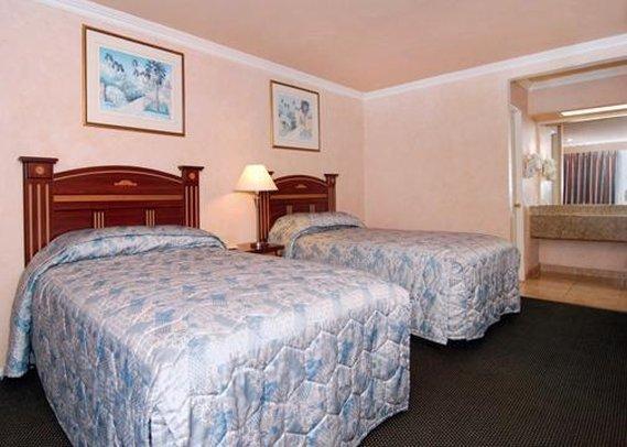 Motel 6 Garden Grove Pokoj fotografie