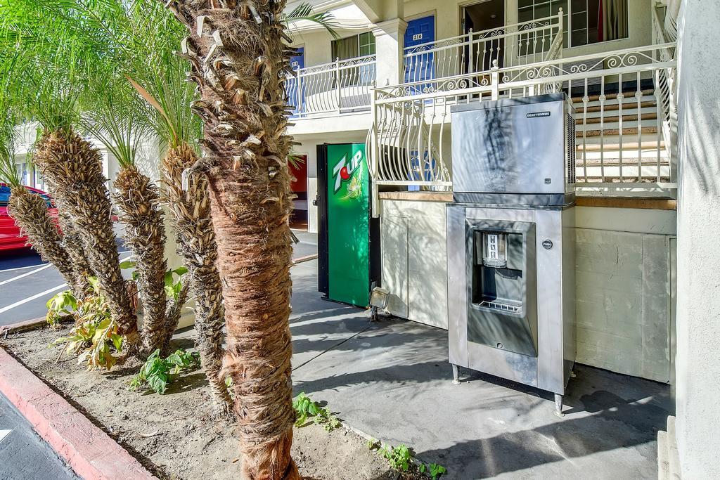 Motel 6 Garden Grove Exteriér fotografie